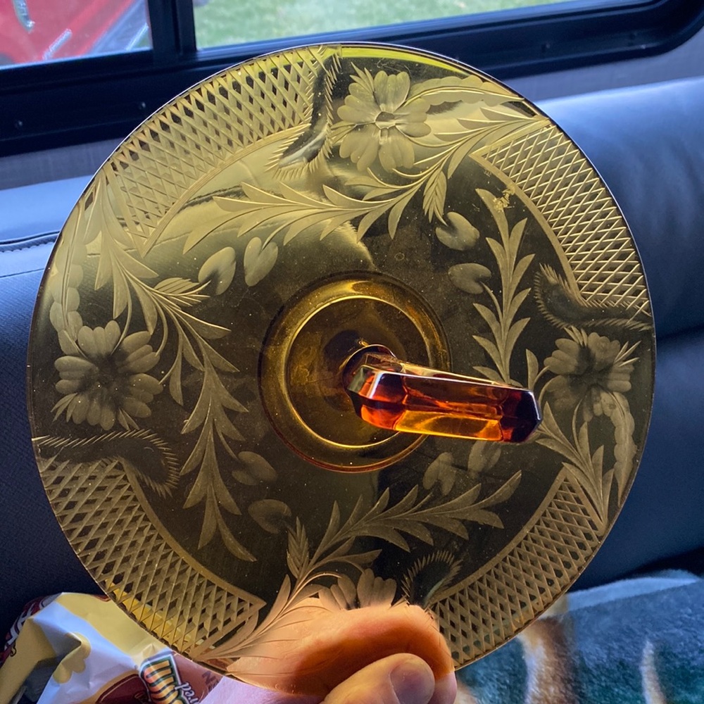 VINTAGE ETCHED AMBER GLASS SANDWICH PLATE